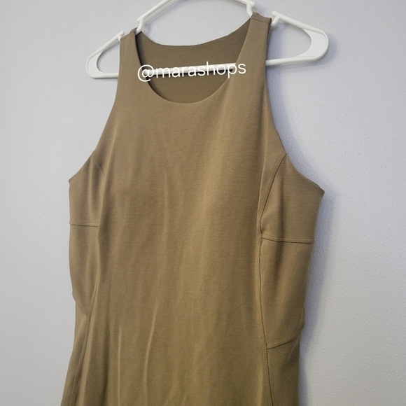 Lululemon Slim-Fit Above-Knee Dress - Picture 4 of 7